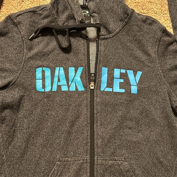 Oakley Zip Up Women’s Hoodie - Picture 2 of 3